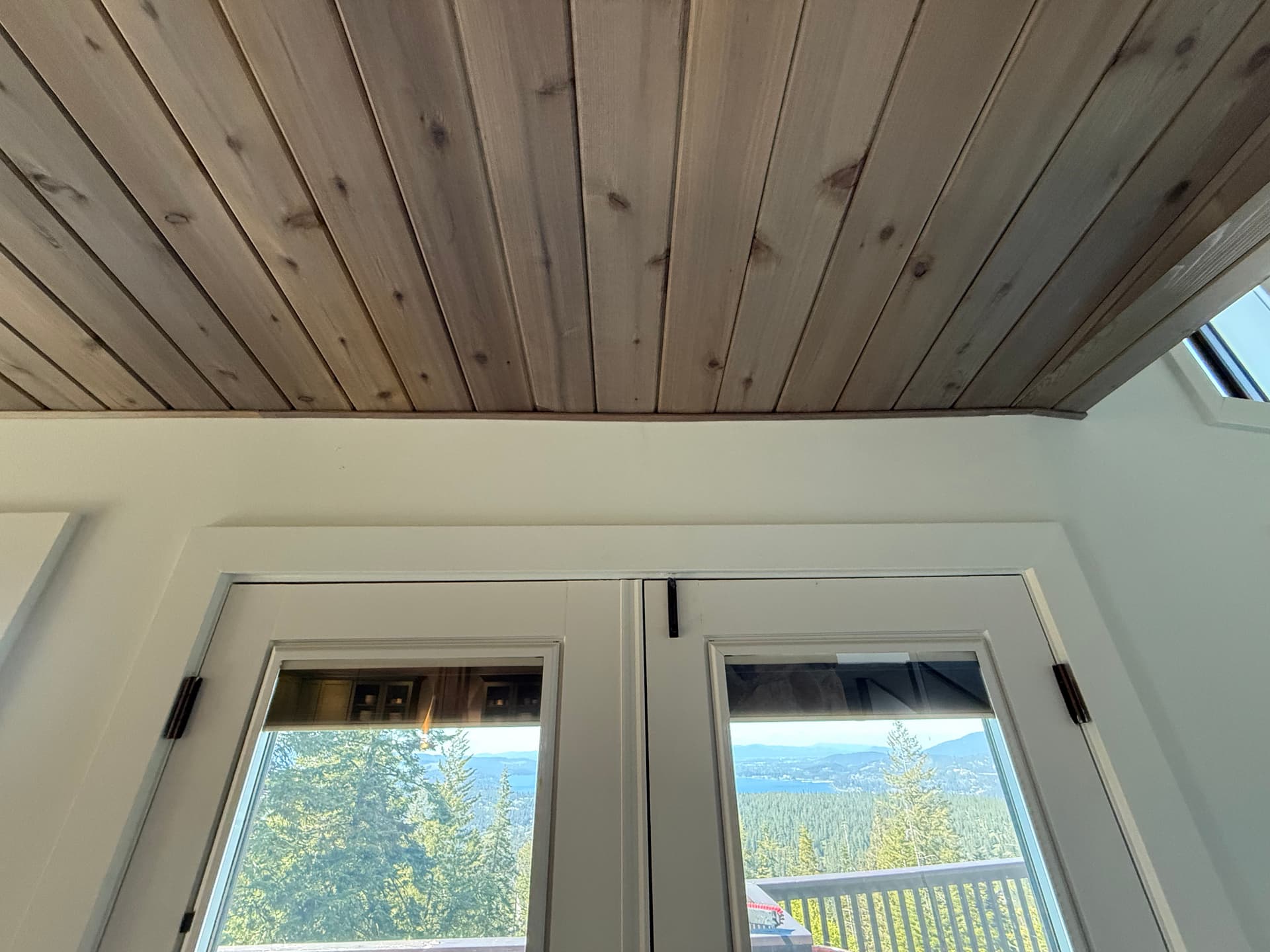 Water-Damaged Drywall Fixed With a Seamless Repair image