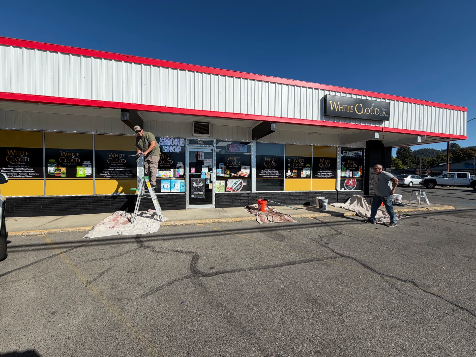 Gallery photos for Commercial Storefront Exterior Painting for Local Retail Business: Image #3