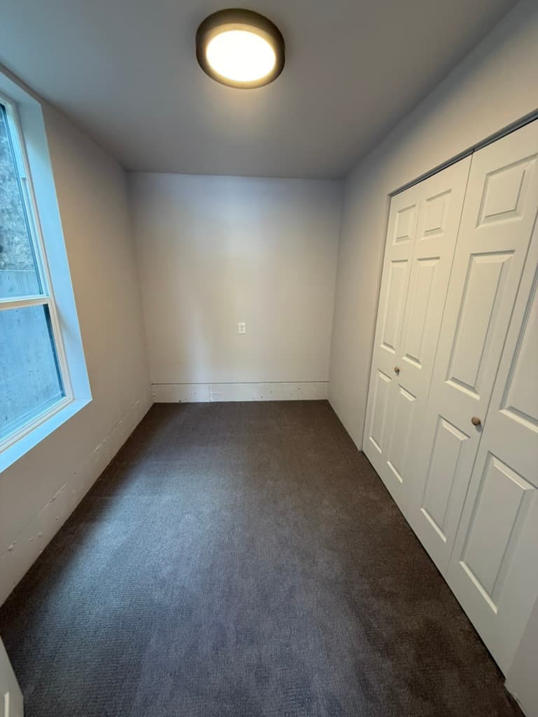 Gallery photos for Garage Converted Into a Full Family Room and Bedroom: Image #4