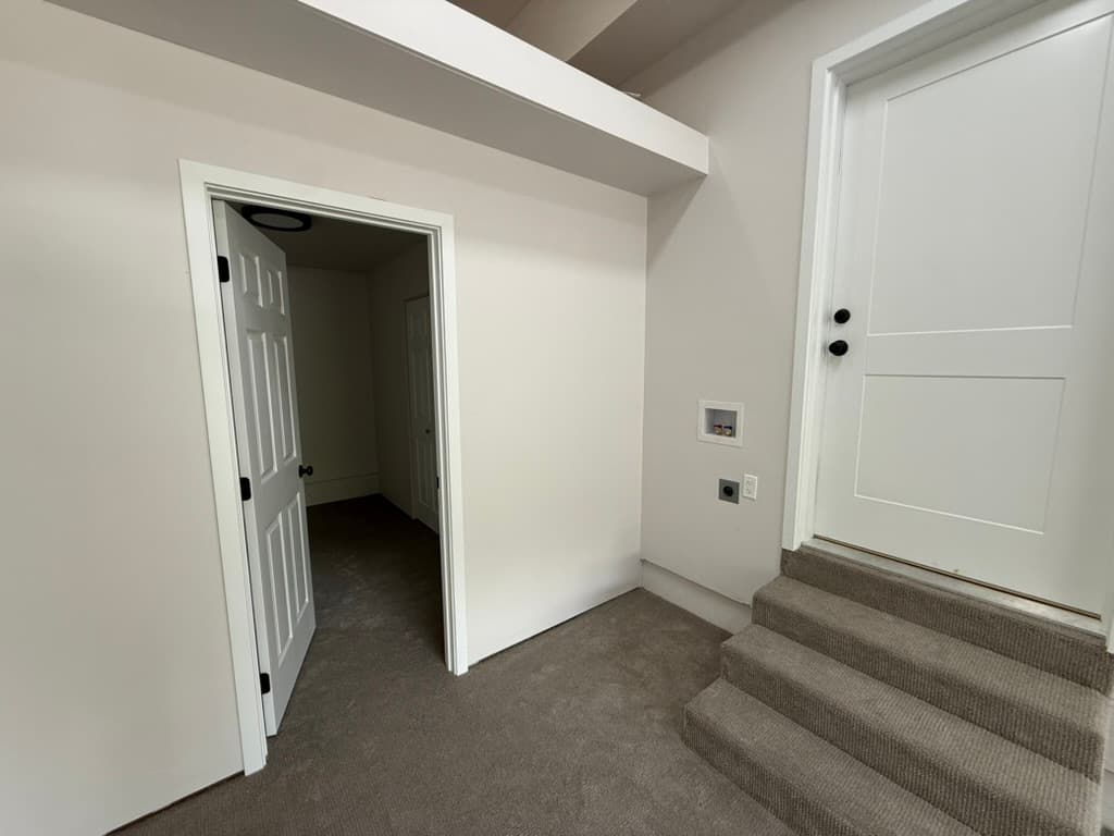 Gallery photos for Garage Converted Into a Full Family Room and Bedroom: Image #3
